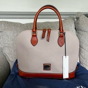 NWT Dooney and Bourke pebble leather zip zip satchel in color oyster.